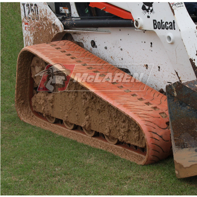NextGen Turf Non-Marking rubber track for Skid Steer Case TV 370