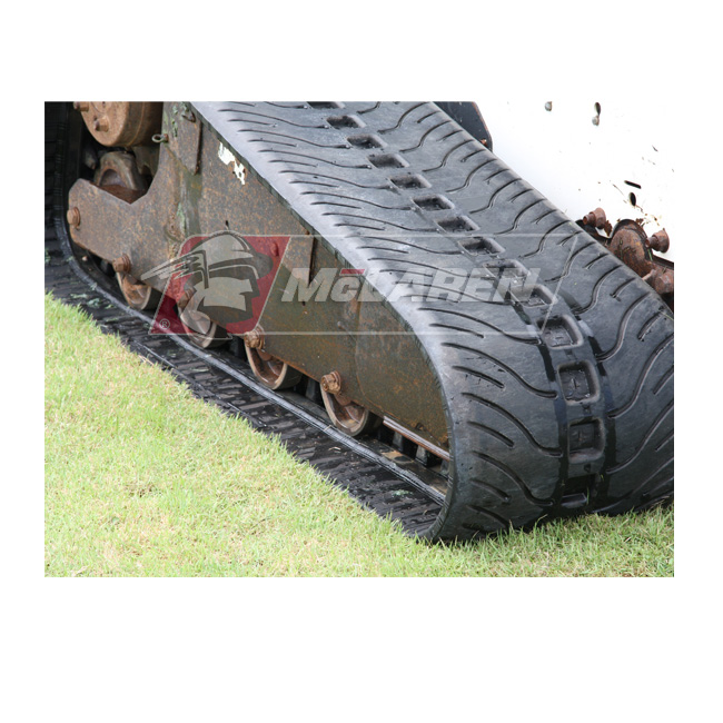 NextGen Turf rubber track for CTL Gehl RT 210